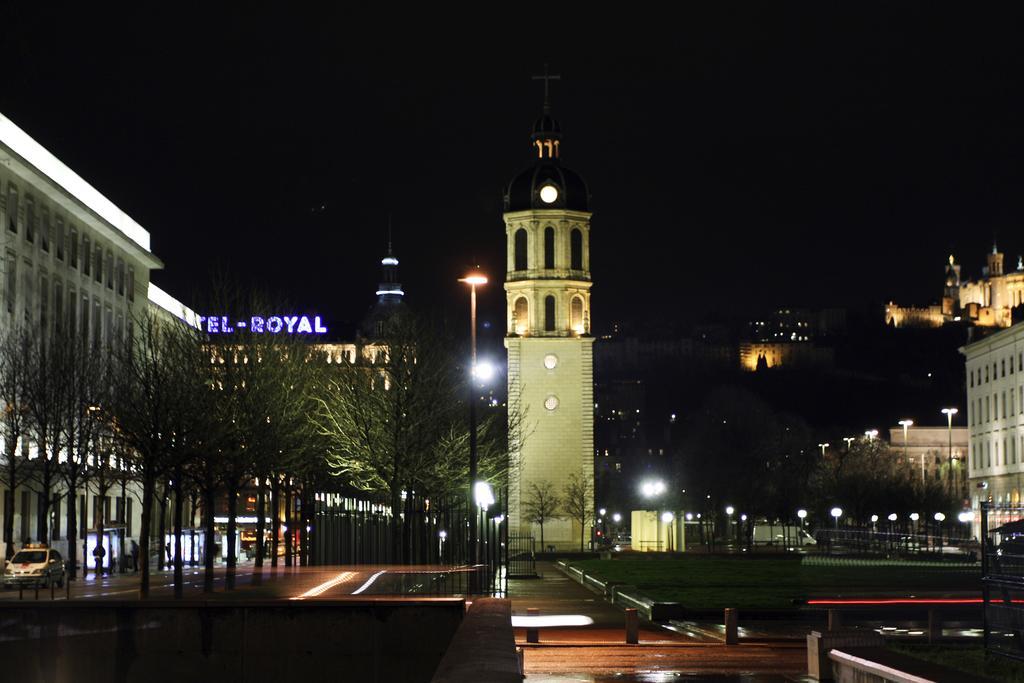 Ibis Budget Lyon Centre Confluence Luaran gambar